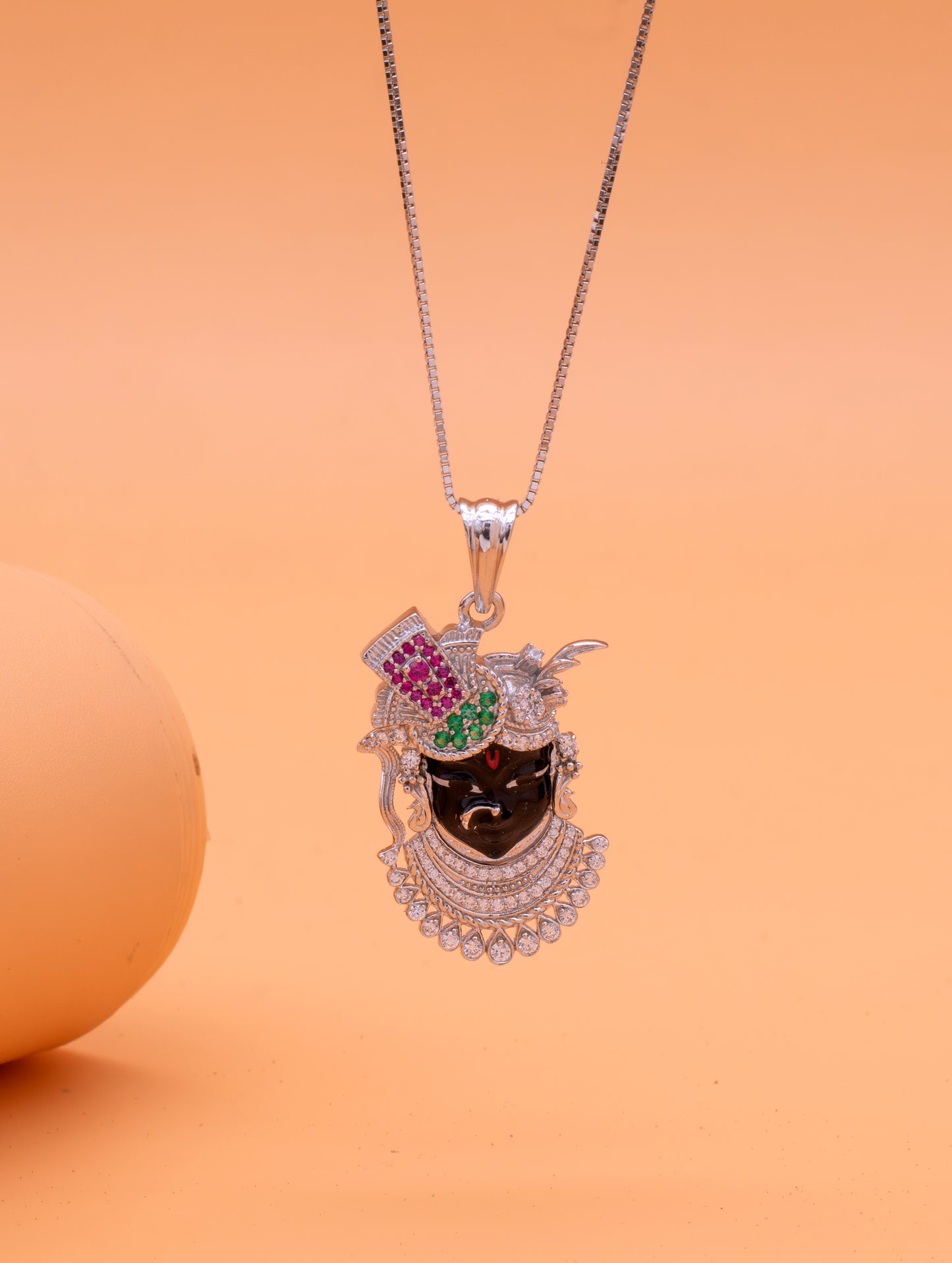 92.5 Sterling Silver Divine Krishna Pendant & Chain in Silver