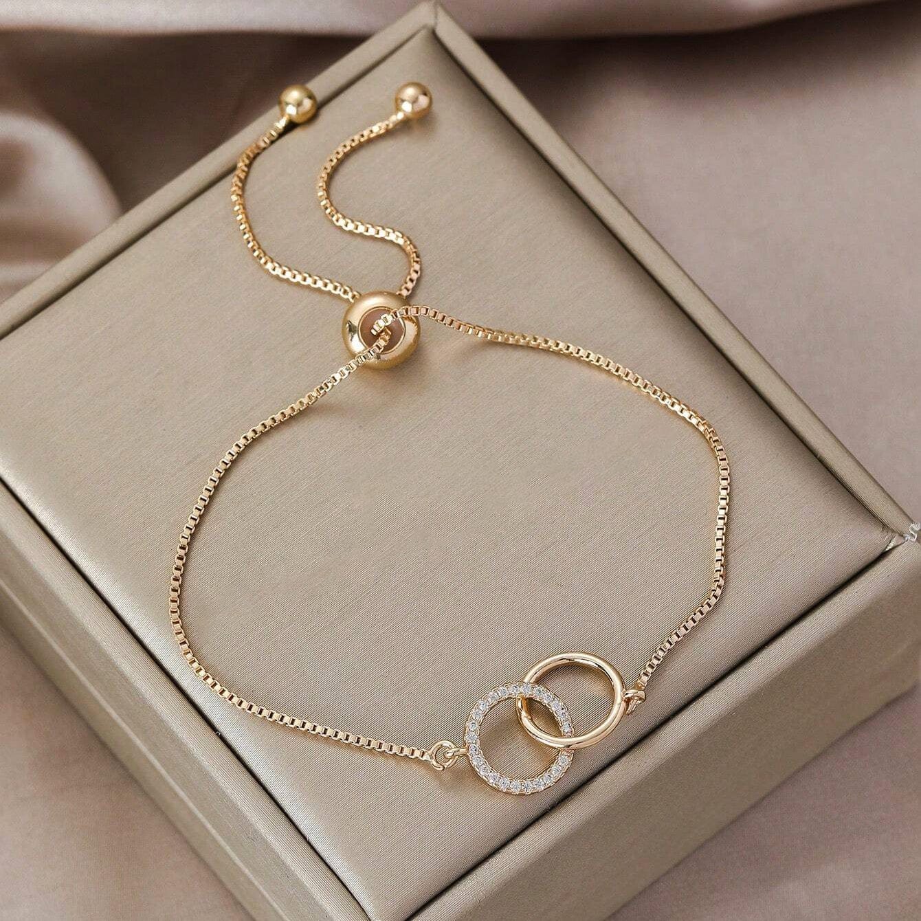 92.5 Sterling Silver Elegant Link Circle Gold Bracelet
