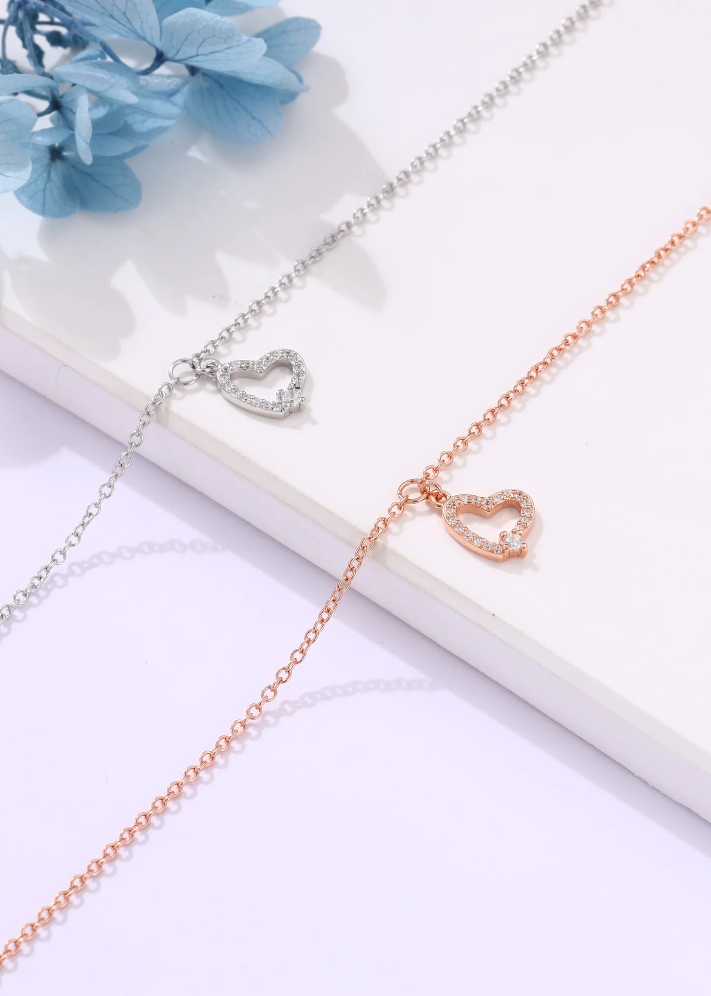 92.5 Sterling Silver Heart charm bracelet in Rose Gold