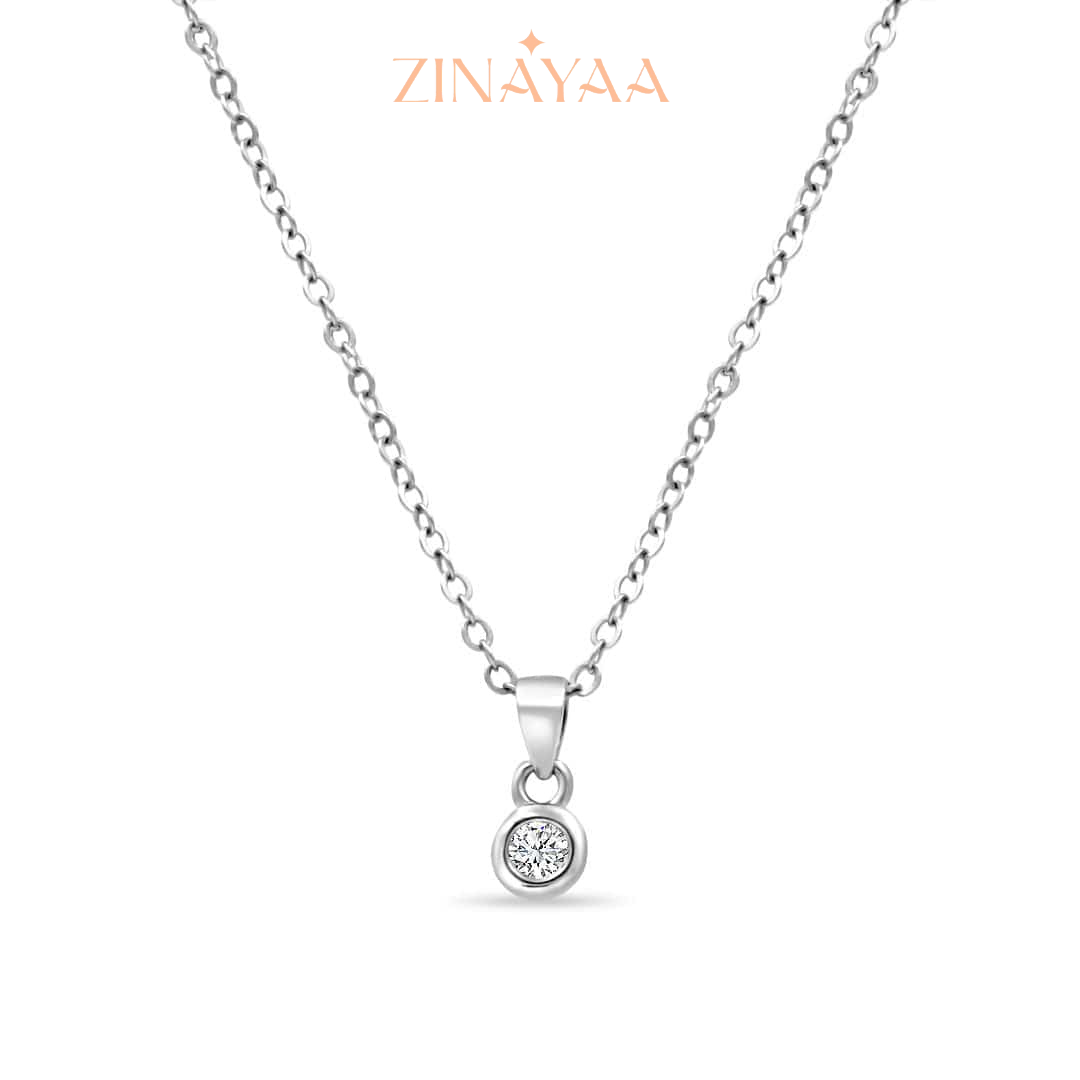 92.5 Sterling Silver Ravishing Round Pendant Set