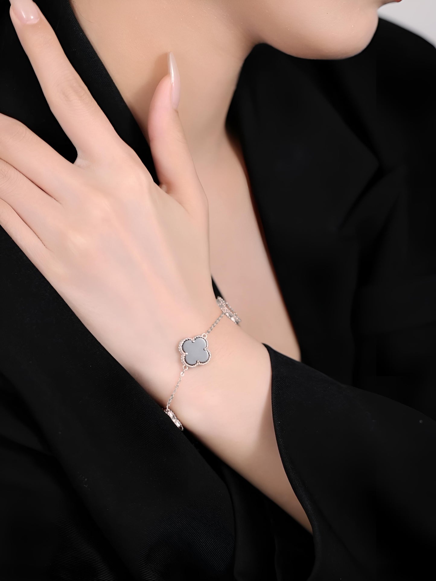 92.5 Sterling Silver Black Four Clover Bracelet