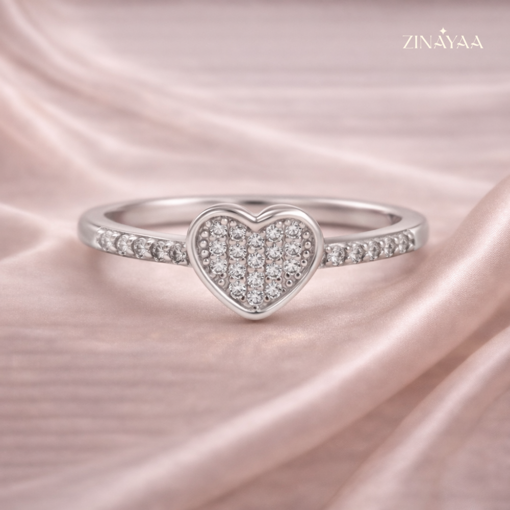 925 Sterling Silver Sparkling Heart Adjustable Ring