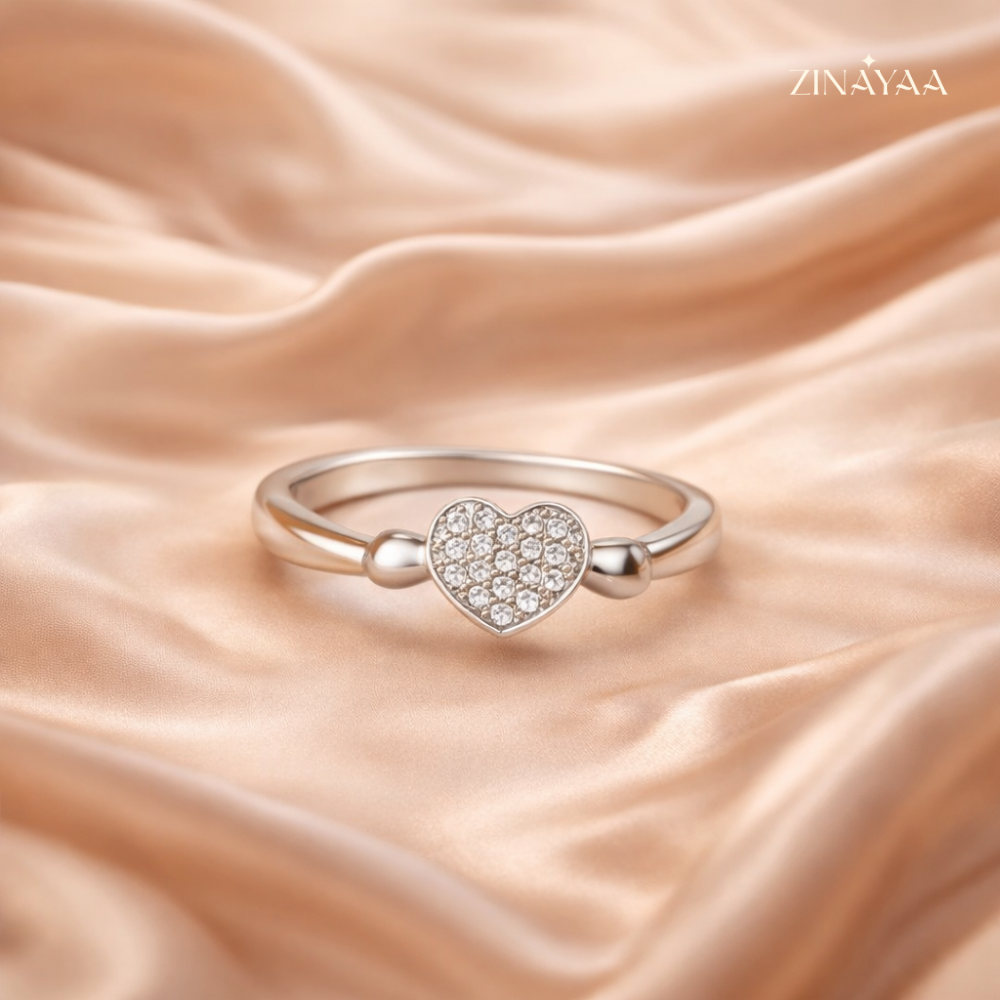 925 Sterling Silver Sparkling Heart Adjustable Ring
