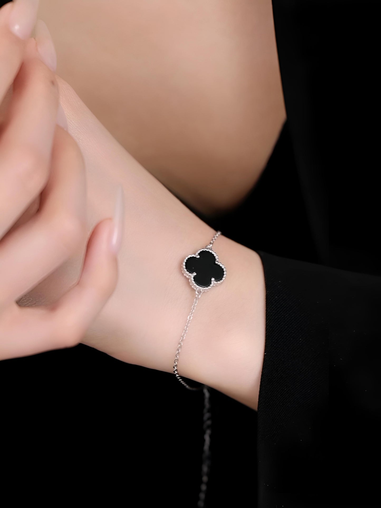 92.5 Sterling Silver Solo Black Clover Bracelet