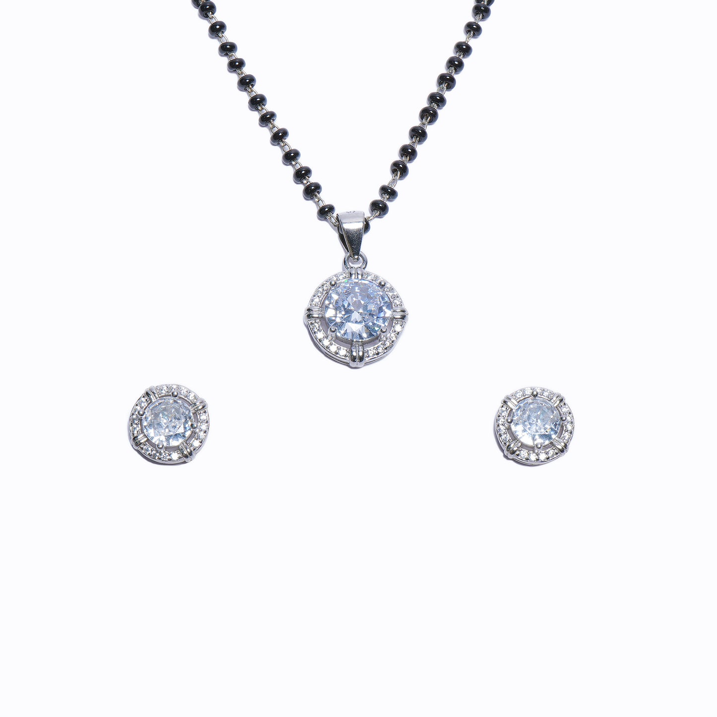 Timeless Solitaire Mangalsutra Pendant set
