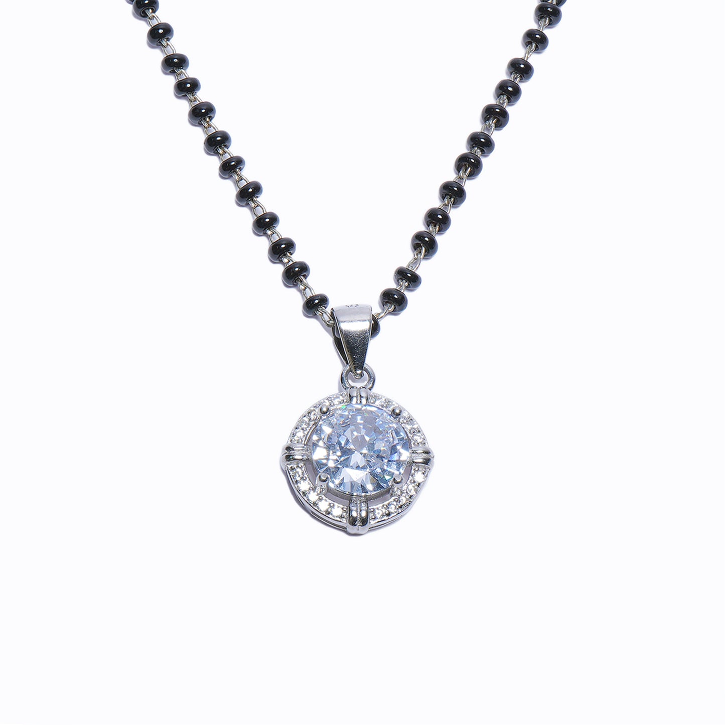 Timeless Solitaire Mangalsutra Pendant set