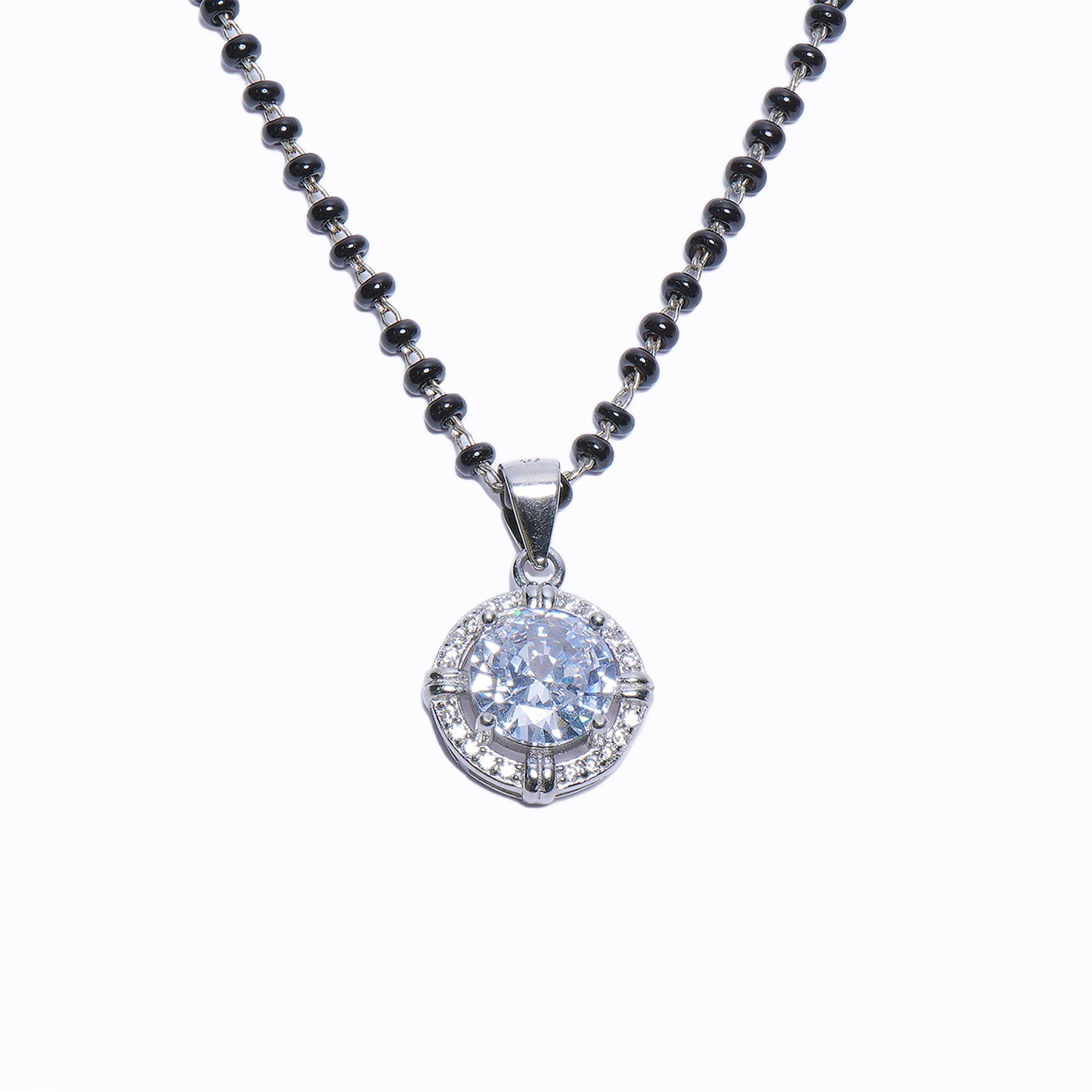 Timeless Solitaire Mangalsutra Pendent set