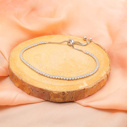92.5 Sterling Silver Sleek Tennis Bracelet in Silver