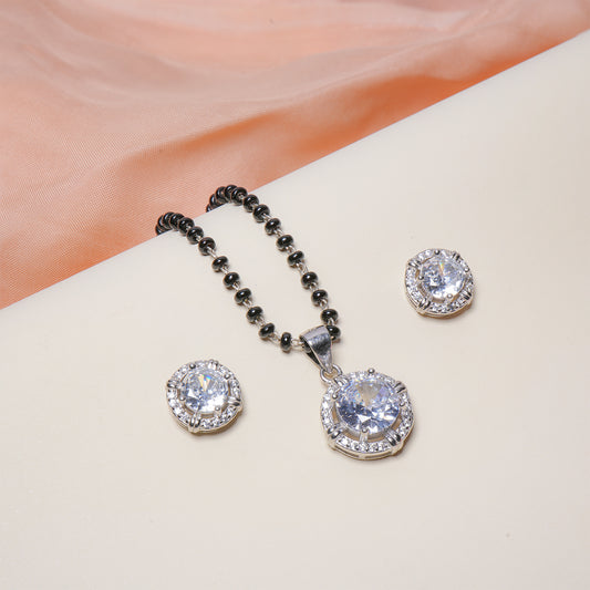 Timeless Solitaire Mangalsutra Pendant set