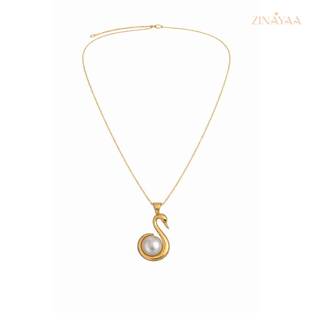 925 Sterling Silver Swan Pearl Necklace